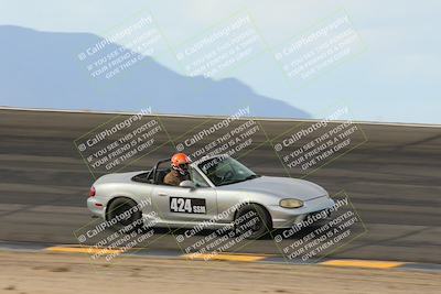 media/Jan-26-2025-SCCA SD (Sun) [[bcf61ed115]]/4-Women Novice/Session 1 (Turn 12-Bowl Combo)/